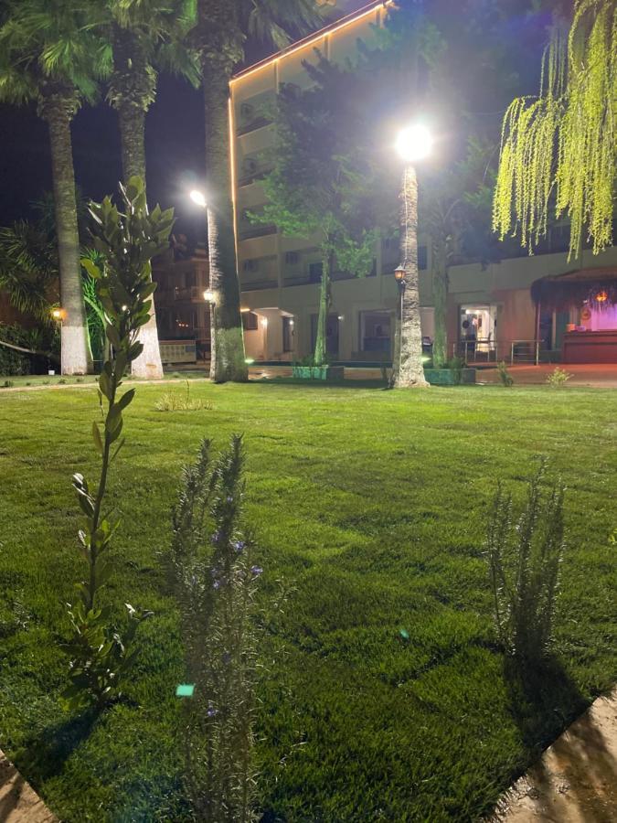 Marla Didim Otel Buitenkant foto